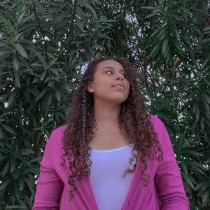 Meet your Posher, Katelyn